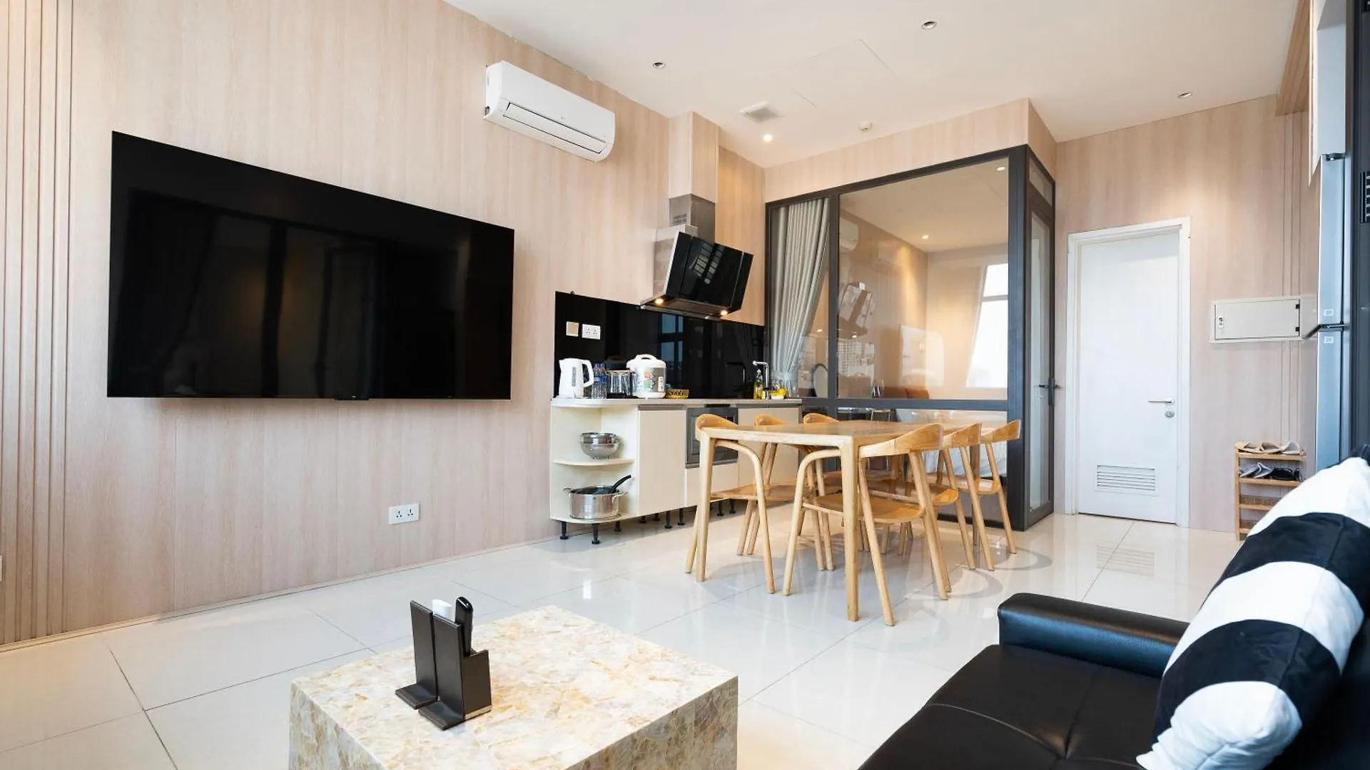 The Rixx Luxury Apartment Πόλη Χο Τσι Μινχ 0*,  Βιετνάμ